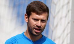 Стали известны подробности драки Смолова с посетителями «Кофемании»
