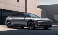 Стартовали продажи первенца «AUDI без колец»: полный прайс-лист E5 Sportback