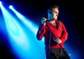 Над рок-символом The Smiths нависла «вербальная угроза» Стивена Моррисси