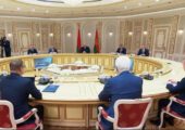 Варианты, в принципе, возможны: Лукашенко думает, что делать с Уралом