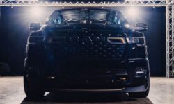 Ram 1500 Lowered: дорожный пикап с компрессорным Hemi V8