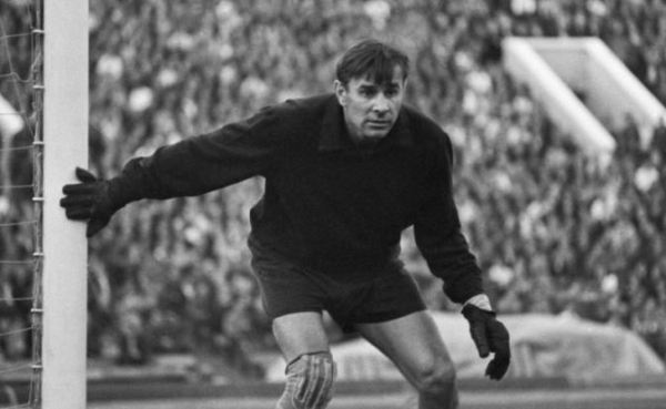 Британский лев хочет устранить советского Льва, а Минспорта РФ подыгрывает русофобам