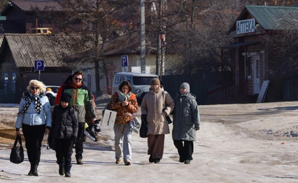 Обреченные на бедность: Почему в России для кого-то небо в алмазах, а для кого-то — сплошной мрак