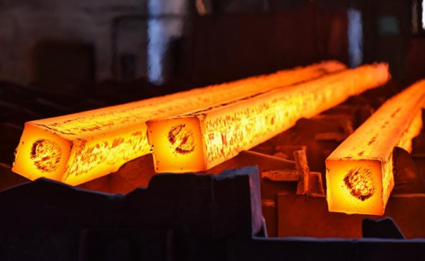 Варшава объявляет Киеву «стальную» войну