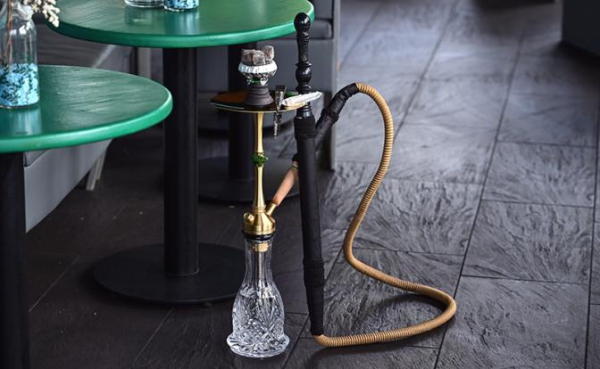 Врач развеяла устойчивый миф о безопасном курении кальяна Врач развеяла устойчивый миф о безопасном курении кальяна