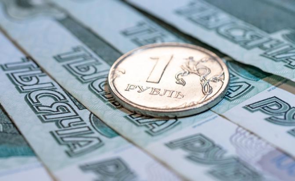 Дороже&nbsp;&mdash; только золото: Bloomberg считает, что рубль стал самой крепкой валютой в мире по итогам года