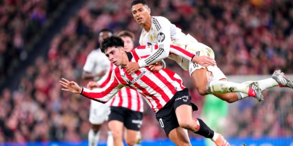 Лидер «Локомотива» хочет видеть в команде двух звезд «Барселоны» Лидер «Локомотива» хочет видеть в команде двух звезд «Барселоны»