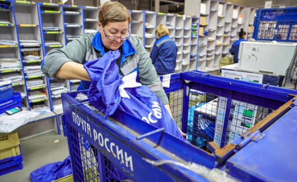 Миллиарды в конверте: &laquo;Почта России&raquo; уверенно лидирует в гонке за звание &laquo;Загадка года&raquo;