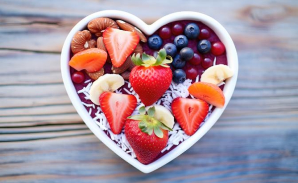 &laquo;Эти продукты творят чудеса&raquo;: врач рассказал, что нужно есть по утрам