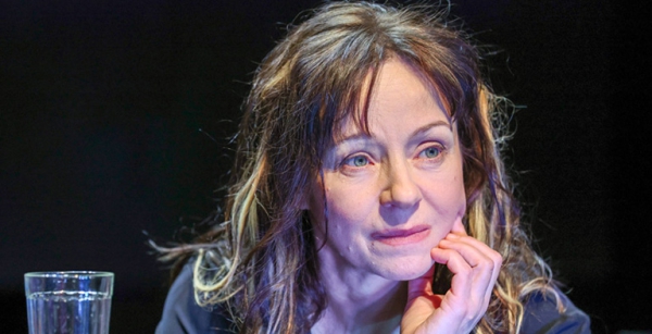 Помог рост неэнергетического экспорта: курсу рубля прогнозируют успешный январь