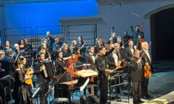 80 лет маэстро Чайковскому: как поздравляли композитора в Москве