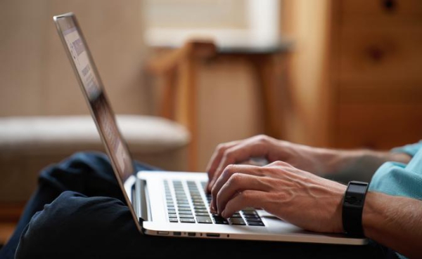 В Госдуме собрались кардинально реформировать институт самозанятости, а лучше — загнать всех на производство В Госдуме собрались кардинально реформировать институт самозанятости, а лучше — загнать всех на производство