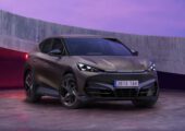 Кроссовер Cupra Tavascan получил новую стартовую версию и заметные изменения в салоне