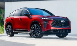 Дебютировал купеобразный кроссовер Infiniti QX65