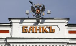 Андрей Бунич: Банки у нас совмещают функции казино и сберкассы, чего быть не должно в принципе