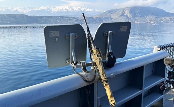 «Суэцкий канал? Вычеркиваем!»: Хуситы шуганули авианосец «Дж. Форд» и готовы закрыть кратчайший путь из Европы в Азию «Суэцкий канал? Вычеркиваем!»: Хуситы шуганули авианосец «Дж. Форд» и готовы закрыть кратчайший путь из Европы в Азию