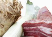 Ученые нашли элемент, который смягчает вред жирной пищи для давления