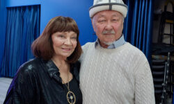 Игра в кино по Говорухину: в Бишкеке прошла акция, посвященная 90-летию кинорежиссера