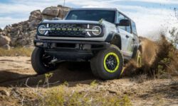 Внедорожник Ford Bronco RTR полностью рассекречен