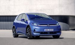 Рассекречен Volkswagen ID.3 Neo: обновлённая внешность, другой салон и три варианта техники