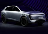 В Пекине состоялась премьера кроссовера AUDI E7X