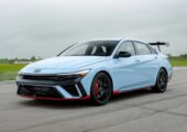 Спортседан Hyundai Elantra N TCR: окрыленный гонками