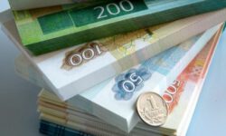 Под подушкой: Эксперты раскрыли, рискуют ли банки из-за увеличения денег на руках у людей