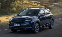 Кроссовер Chevrolet Sonic на базе Onix: один мотор, две версии и допы