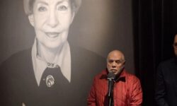 Поэт Евгений Бунимович выступил на прощании с Богуславской