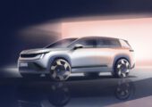 Флагманский трёхрядный кроссовер Skoda Peaq: официальные скетчи и дата премьеры