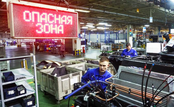 Гиганты сбрасывают обороты: АвтоВАЗ, «КАМАЗ», «Алроса», РЖД, Магнитка впадают в депрессию Гиганты сбрасывают обороты: АвтоВАЗ, «КАМАЗ», «Алроса», РЖД, Магнитка впадают в депрессию