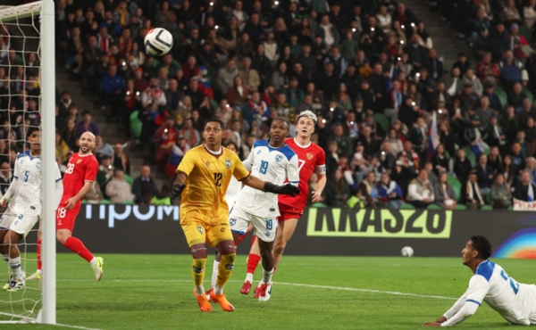 Россия-Никарагуа: Карпин празднует победу над сборной, бюджет которой меньше, чем у «Чайки» Россия-Никарагуа: Карпин празднует победу над сборной, бюджет которой меньше, чем у «Чайки»