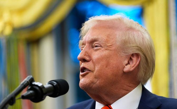 Трамп: Тарифы для&nbsp;ЕС на автомобили и грузовики повышаются до 25%